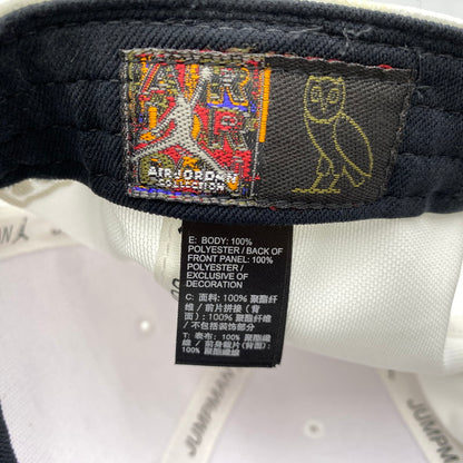 【中古品】【メンズ/レディース】 NIKE AIR JORDAN ナイキ エアジョーダン × OVO レノボ 826744-100 NIKE CLASSIC 99 CAP クラシック 99 キャップ 帽子 185-260829-kh-05-izu サイズ：F カラー：ホワイト 万代Net店