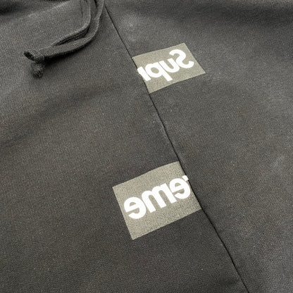 【中古品】【メンズ】 Supreme シュプリーム × COMME DES GARCONS SHIRT コムデギャルソンシャツ SPLIT BOX LOGO HOODED SWEATSHIRT ロゴ パーカー 149-260820-as-04-izu サイズ：L カラー：ブラック 万代Net店