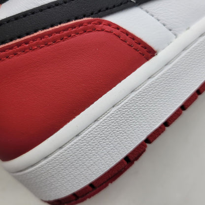 【中古美品】【メンズ】 NIKE ナイキ AIR JORDAN 1 RETRO LOW OG CZ0790-106 エア ジョーダン 1 レトロ ロー OG スニーカー 靴 160-260817-as-13-izu サイズ：30cm カラー：WHITE/BLACK-VARSITY RED 万代Net店