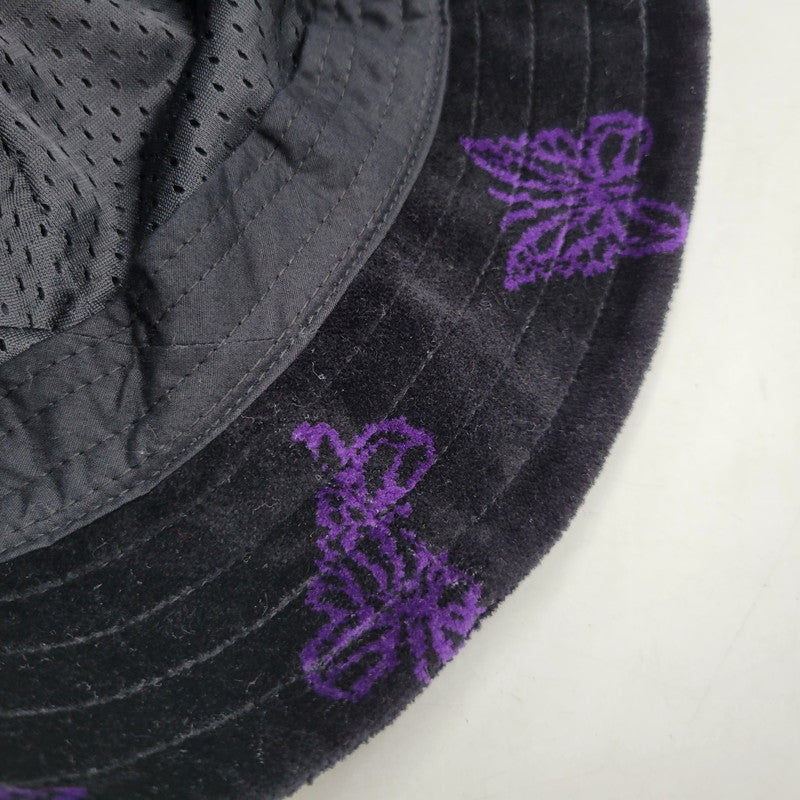 【中古品】【メンズ/レディース】 NEEDLES ニードルス LQ037 BERMUDA HAT - C PE PAPILLON VELOUR バミューダ ハット パピヨン ベロア 帽子 185-260818-cs-25-izu サイズ：M カラー：ブラック 万代Net店