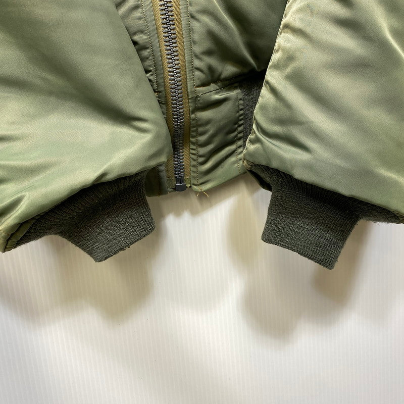 【現状渡し品】【メンズ】 Buzz Rickson's バズリクソンズ MA-1 FLIGHT JACKET M13519 フライトジャケット M品番 145-260818-as-06-izu サイズ：L カラー：グリーン系 万代Net店