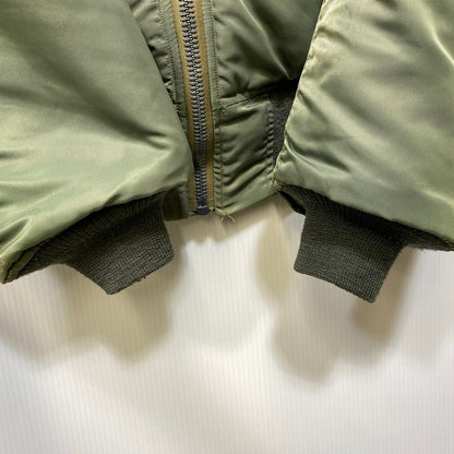 【現状渡し品】【メンズ】 Buzz Rickson's バズリクソンズ MA-1 FLIGHT JACKET M13519 フライトジャケット M品番 145-260818-as-06-izu サイズ：L カラー：グリーン系 万代Net店