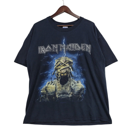 【中古品】【メンズ】 GILDAN ギルダン IRON MAIDEN POWERSLAVE TEE アイアン メイデン パワースレーブ Tシャツ トップス 146-260816-kh-08-izu サイズ：L カラー：ネイビー系 万代Net店