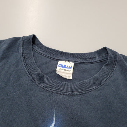 【中古品】【メンズ】 GILDAN ギルダン IRON MAIDEN POWERSLAVE TEE アイアン メイデン パワースレーブ Tシャツ トップス 146-260816-kh-08-izu サイズ：L カラー：ネイビー系 万代Net店
