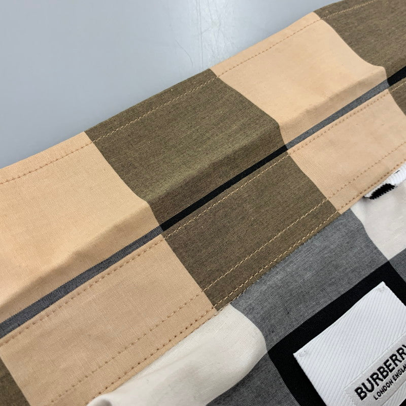 【中古品】【メンズ】 BURBERRY バーバリー LOGO RUBBER PRINT PATCHWORK NOVA CHECK L/S SHIRT THTHAGAR129SAM ロゴ ラバー プリント パッチワーク ノバチェック 長袖シャツ 141-260822-as-09-izu サイズ：M カラー：マルチカラー 万代Net店