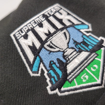 【中古品】【メンズ/レディース】 SUPREME シュプリーム× NEW ERA ニューエラ 23FW CHAMPIONSHIPS BOX LOGO CAP チャンピオンシップ ボックス ロゴ キャップ 帽子 185-260818-cs-13-izu サイズ：7 3/4(61.5cm) カラー：ブラック 万代Net店