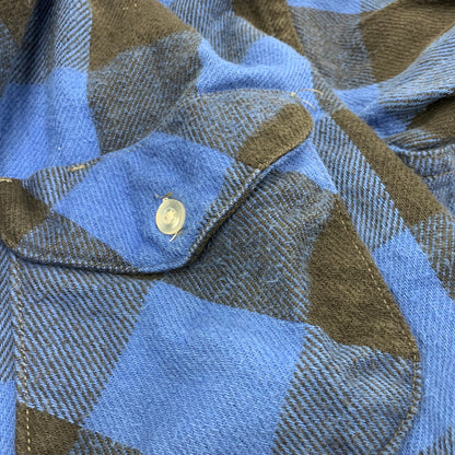 【中古品】【メンズ】 OSHKOSH オシュコシュ B'GOSH ビゴッシュ USA製 BUFFALO CHECK HEAVY FLANNEL SHIRT バッファロー チェック ヘビー フランネル シャツ トップス 長袖 146-260828-cs-07-izu サイズ：不明 カラー：ブラック×ブルー 万代Net店