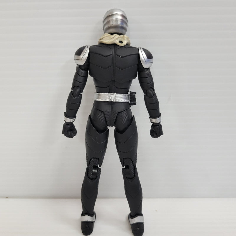 【中古品】 S.H.F 真骨彫製法 仮面ライダースカル 042-261014-kk-04-izuh 万代Net店