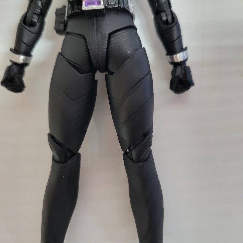 【中古品】 S.H.F 真骨彫製法 仮面ライダースカル 042-261014-kk-04-izuh 万代Net店