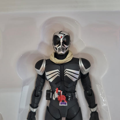 【中古品】 S.H.F 真骨彫製法 仮面ライダースカル 042-261014-kk-04-izuh 万代Net店