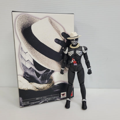 【中古品】 S.H.F 真骨彫製法 仮面ライダースカル 042-261014-kk-04-izuh 万代Net店