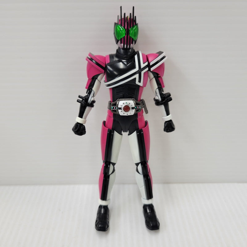 【中古品】 S.H.F 真骨彫製法 仮面ライダーディケイド 042-600925-mh-02-izuh 万代Net店