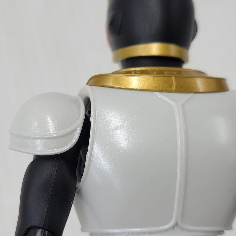 【中古品】 S.H.F 真骨彫製法 仮面ライダークウガ グローイングフォーム 042-600925-mh-03-izuh 万代Net店