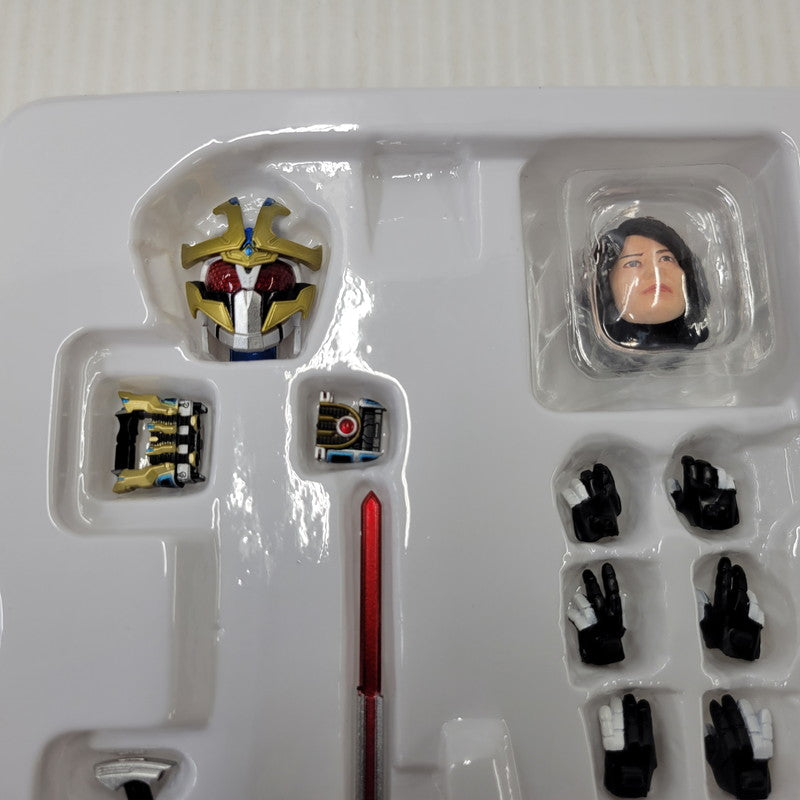 【中古品】 S.H.F 真骨彫製法 仮面ライダーイクサ セーブモード バーストモード 042-600925-mh-04-izuh 万代Net店