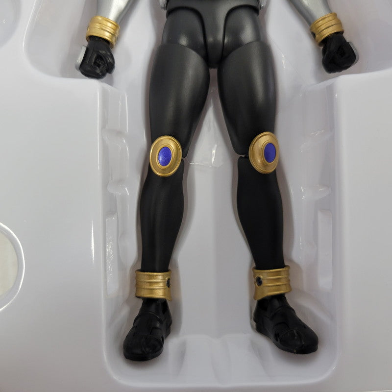 【中古品】 S.H.F 真骨彫製法 仮面ライダークウガ タイタンフォーム 042-260923-KK-03-izuh 万代Net店