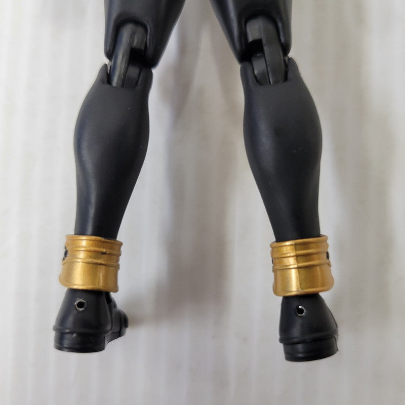 【中古美品】 S.H.F 真骨彫製法 仮面ライダークウガ ライジングタイタン 042-261014-kk-07-izuh 万代Net店