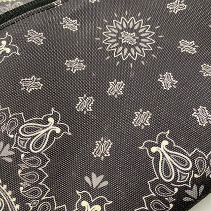 【中古品】【メンズ/レディース】 CHALLENGER チャレンジャー 23SS BANDANA SACOCHE バンダナ サコッシュ カバン 鞄 188-260819-cs-04-izu カラー：グレー 万代Net店