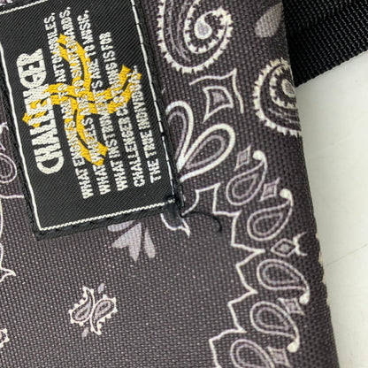 【中古品】【メンズ/レディース】 CHALLENGER チャレンジャー 23SS BANDANA SACOCHE バンダナ サコッシュ カバン 鞄 188-260819-cs-04-izu カラー：グレー 万代Net店