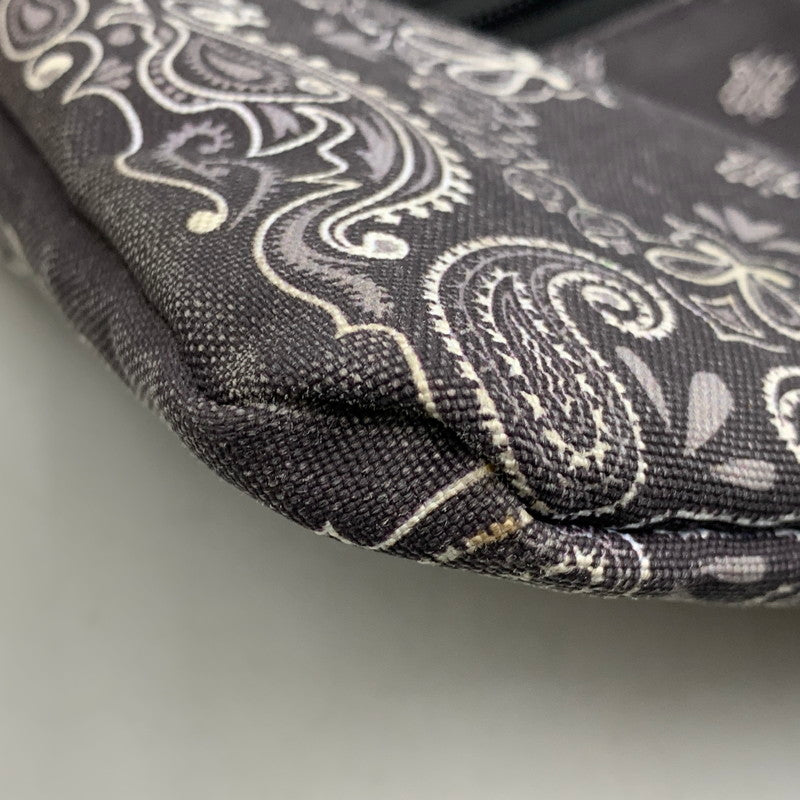 【中古品】【メンズ/レディース】 CHALLENGER チャレンジャー 23SS BANDANA SACOCHE バンダナ サコッシュ カバン 鞄 188-260819-cs-04-izu カラー：グレー 万代Net店