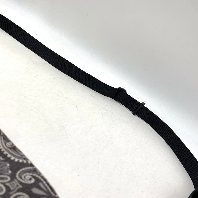 【中古品】【メンズ/レディース】 CHALLENGER チャレンジャー 23SS BANDANA SACOCHE バンダナ サコッシュ カバン 鞄 188-260819-cs-04-izu カラー：グレー 万代Net店