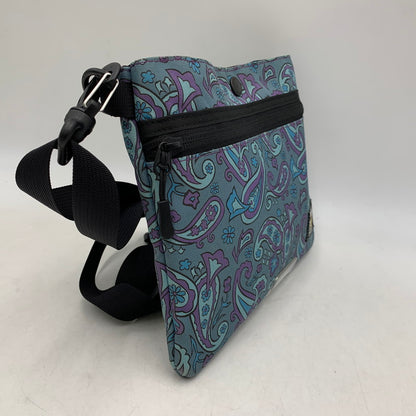【中古品】【メンズ/レディース】 CHALLENGER チャレンジャー 24SS PAISLEY SACOCHE ペイズリー サコッシュ カバン 鞄 188-260819-cs-03-izu カラー：ブルーグレー×パープル 万代Net店