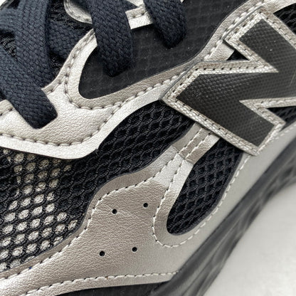 【中古品】【メンズ】 NEW BALANCE ニューバランス MARISTE4 FRESH FOAM ARISHI V4 TIRALUX フレッシュ フォーム アリシ ティラルクス スニーカー 靴 164-260829-kh-08-izu サイズ：28 カラー：ブラック×シルバー 万代Net店