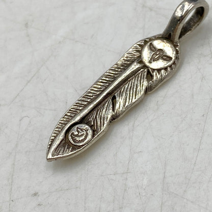 【中古品】【メンズ/レディース】 TADY&KING タディアンドキング FEATHER PENDANT TOP フェザー ペンダントトップ アクセサリー 191-260820-kh-05-izu カラー：シルバー 万代Net店