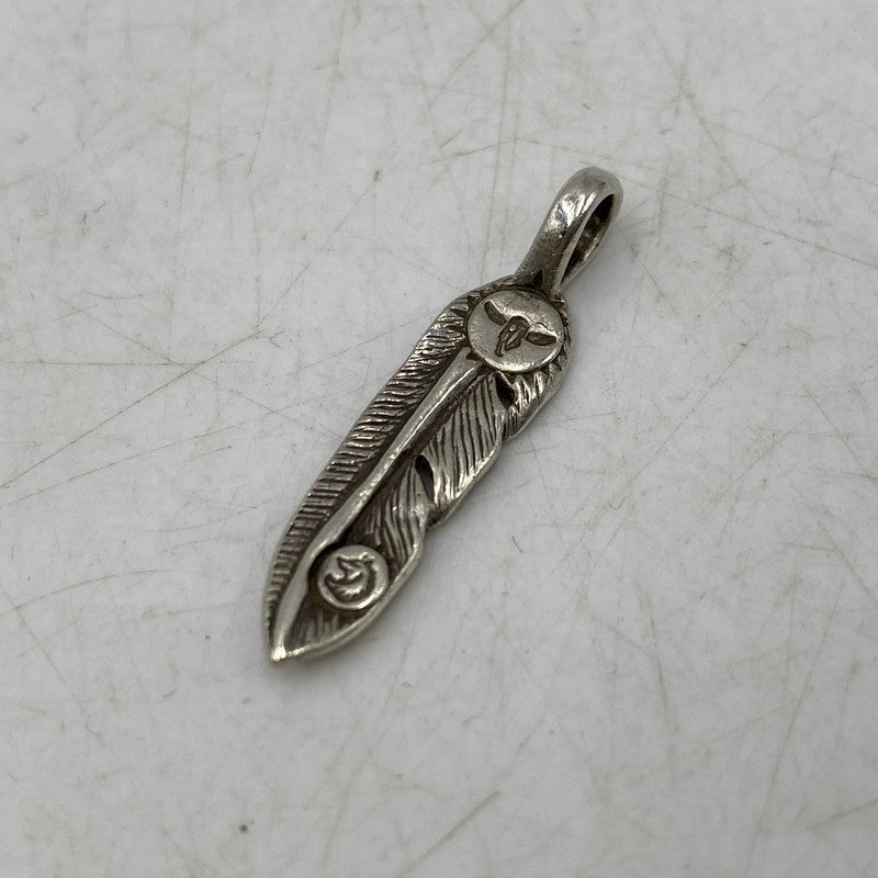 【中古品】【メンズ/レディース】 TADY&KING タディアンドキング FEATHER PENDANT TOP フェザー ペンダントトップ アクセサリー 191-260820-kh-05-izu カラー：シルバー 万代Net店