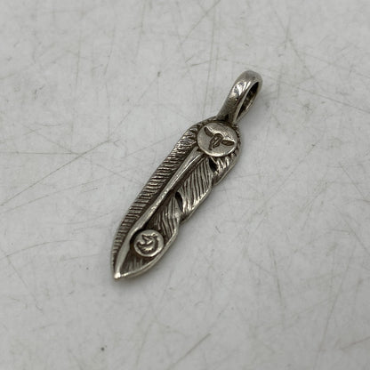 【中古品】【メンズ/レディース】 TADY&KING タディアンドキング FEATHER PENDANT TOP フェザー ペンダントトップ アクセサリー 191-260820-kh-05-izu カラー：シルバー 万代Net店