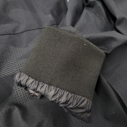 【中古品】【メンズ】 1PIU1UGUALE3 RELAX ウノピゥウノウグァーレトレ リラックス × +PHENIX プラスフェニックス WINDSTOPPER PRODUCTS BY GORE-TEX LABS 144-260822-kh-03-izu サイズ：L カラー：ブラック 万代Net店