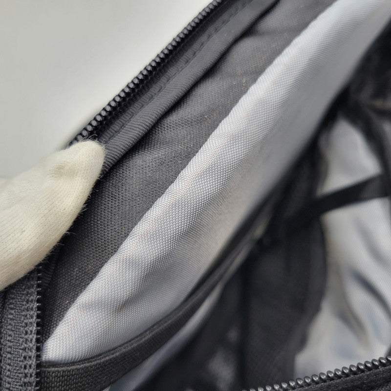 【中古品】【メンズ/レディース】 patagonia パタゴニア ATOM SLING 8L STY48260SP17 アトム スリング 8L バッグ カバン 鞄 188-260903-as-27-izu カラー：ブラック 万代Net店