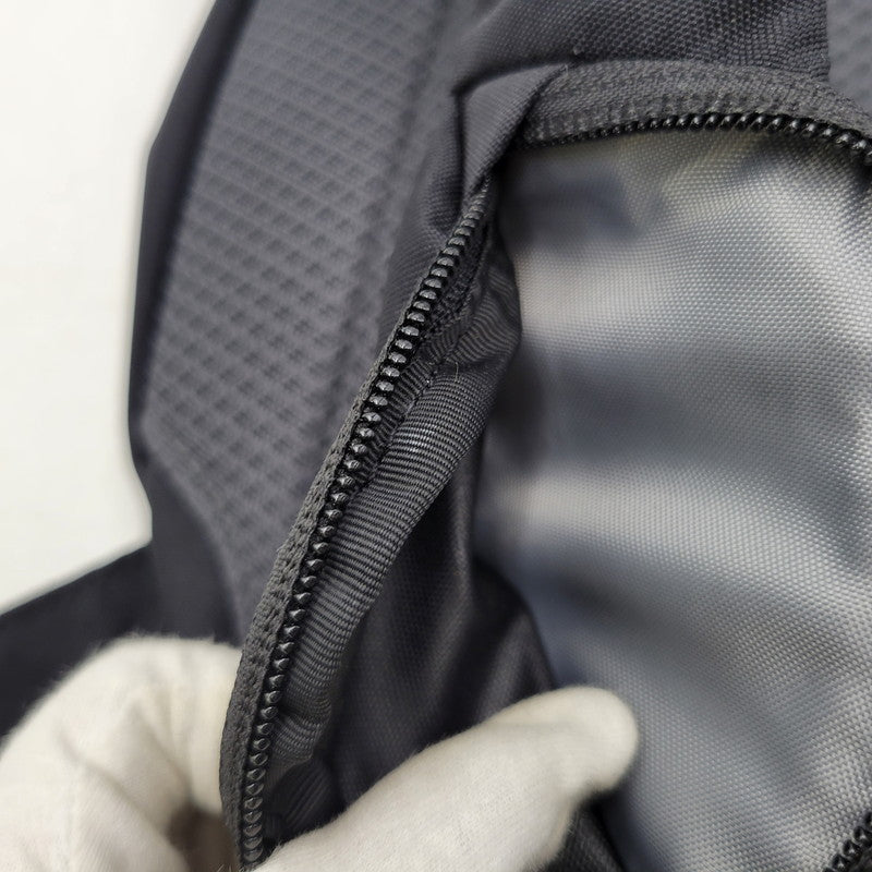 【中古品】【メンズ/レディース】 patagonia パタゴニア ATOM SLING 8L STY48260SP17 アトム スリング 8L バッグ カバン 鞄 188-260903-as-27-izu カラー：ブラック 万代Net店