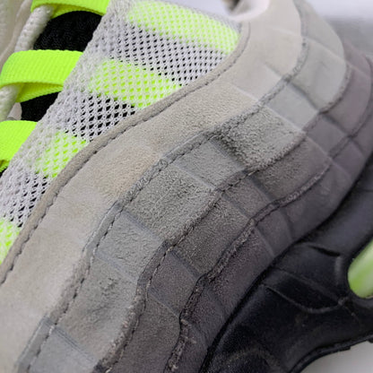【中古品】【メンズ】 NIKE ナイキ AIR MAX 95 OG 554970-071 エアマックス95 OG スニーカー 靴 160-260822-as-14-izu サイズ：27.5cm カラー：BLACK/VOLT-MEDIUM ASH 万代Net店