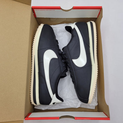 【中古美品】【メンズ】 NIKE ナイキ W CORTEZ 23 PREMIUM FB6877-001 ウィメンズ コルテッツ 23 プレミアム スニーカー 靴 160-260823-as-03-izu サイズ：28cm カラー：BLACK/SAIL-ALABASTER 万代Net店