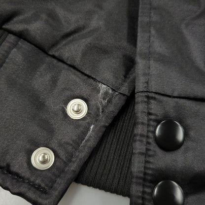【中古美品】【メンズ】 NEWERA ニューエラ 13102980 SATIN WORDMARK BOMBER JACKET サテン ワードマーク ボンバー ジャケット CHIBUL アウター 148-260824-ya-05-izu サイズ：XL カラー：ブラック 万代Net店