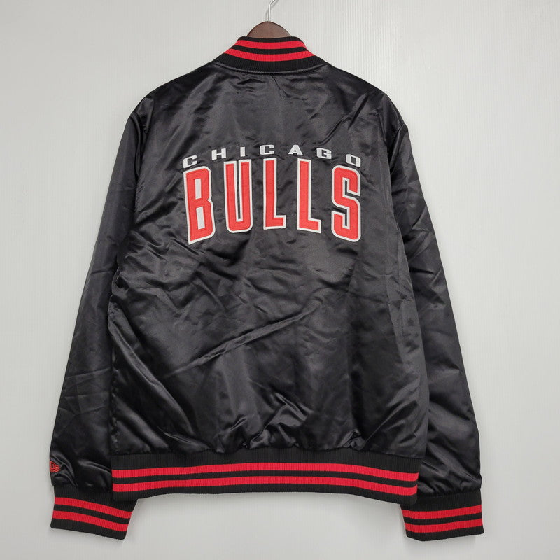 【中古美品】【メンズ】 NEWERA ニューエラ 13102980 SATIN WORDMARK BOMBER JACKET サテン ワードマーク ボンバー ジャケット CHIBUL アウター 148-260824-ya-05-izu サイズ：XL カラー：ブラック 万代Net店
