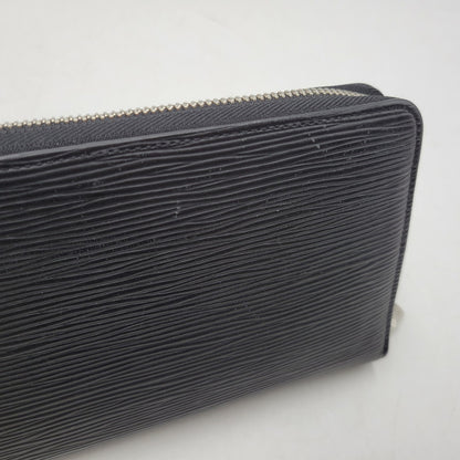 【中古品】【メンズ/レディース】 LOUIS VUITTON ルイ・ヴィトン M62643 エピ ジッピー オーガナイザー NM 179-260823-yn-06-izu カラー：ブラック 万代Net店