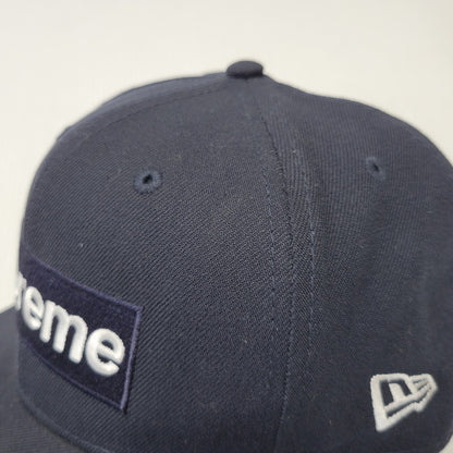 【中古品】【メンズ】 SUPREME シュプリーム 24FW GRINCH BOX LOGO NEW ERA グリンチ ボックス ロゴ ニューエラ キャップ 帽子 185-260823-yn-03-izu サイズ：7 3/4 カラー：ネイビー 万代Net店