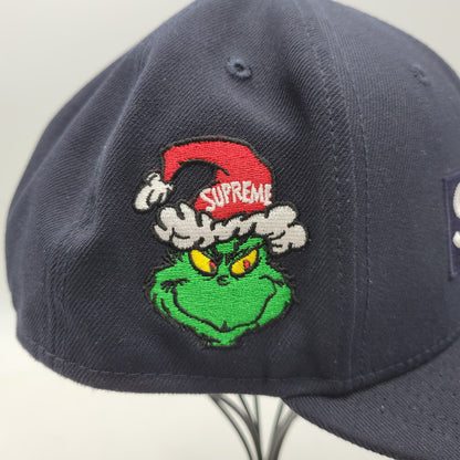【中古品】【メンズ】 SUPREME シュプリーム 24FW GRINCH BOX LOGO NEW ERA グリンチ ボックス ロゴ ニューエラ キャップ 帽子 185-260823-yn-03-izu サイズ：7 3/4 カラー：ネイビー 万代Net店