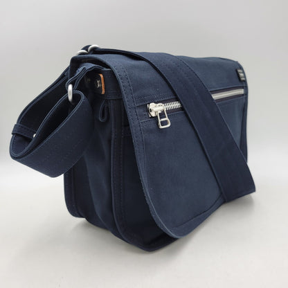 【中古品】【メンズ/レディース】 PORTER ポーター NAKED SHOULDER BAG(M) 667-19472 ネイキッド ショルダーバッグ カバン 鞄 188-260826-ay-02-izu カラー：ネイビー 万代Net店