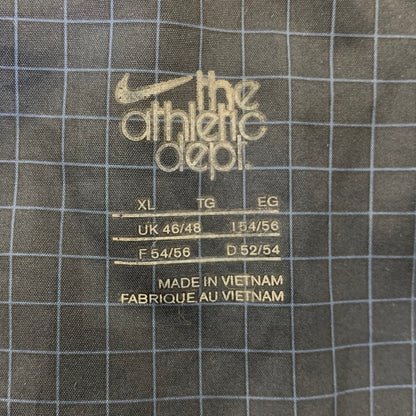 【中古品】【メンズ】 NIKE ナイキ GRAPH CHECK NYLON JACKET グラフ チェック ナイロン ジャケット アウター 148-260827-yn-03-izu サイズ：XL カラー：ネイビー 万代Net店