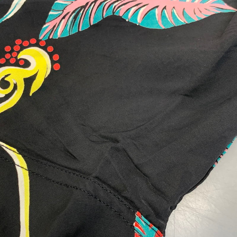 【現状渡し品】【メンズ】 SUN SURF サンサーフ RAYON HAWAIIAN SHIRT M32529 レーヨン ハワイアンシャツ 半袖 145-260903-as-40-izu サイズ：S カラー：ブラック系 万代Net店