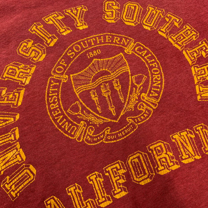 【現状渡し品】【メンズ】 USED UNIVERSITY SOUTHERN CALIFORNIA RAGLAN S S SWEAT SHIRT ラグラン ショートスリーブ スウェット シャツ トップス 半袖 146-260827-cs-03-izu サイズ：不明 カラー：レッド 万代Net店