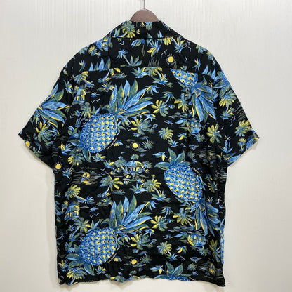 【中古品】【メンズ】 KONABAY HAWAII コナベイ ハワイ BIG PINEAPPLE RAYON OPEN COLLAR SS SHIRT ビッグ パイナップル レーヨン オープン カラー ショートスリーブシャツ 145-260827-yn-12-izu サイズ：不明 カラー：ブラック系 万代Net店