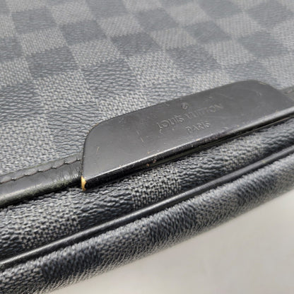 【現状渡し品】【メンズ/レディース】 LOUIS VUITTON ルイ・ヴィトン N58029 ダミエ グラフィット ダニエル MM ショルダーバッグ カバン 鞄 179-260826-ay-04-izu カラー：ブラック 万代Net店