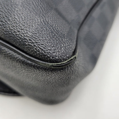 【現状渡し品】【メンズ/レディース】 LOUIS VUITTON ルイ・ヴィトン N58029 ダミエ グラフィット ダニエル MM ショルダーバッグ カバン 鞄 179-260826-ay-04-izu カラー：ブラック 万代Net店