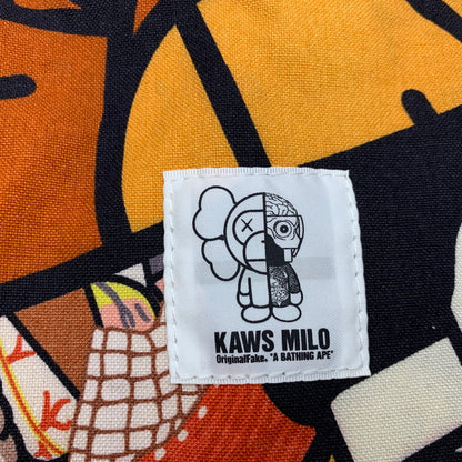 【中古品】【メンズ/レディース】 A BATHING APE アベイシングエイプ KAWS MILO TOTE BAG カウズ マイロ トート バッグ カバン 鞄 188-260910-cs-16-izu カラー：マルチ 万代Net店