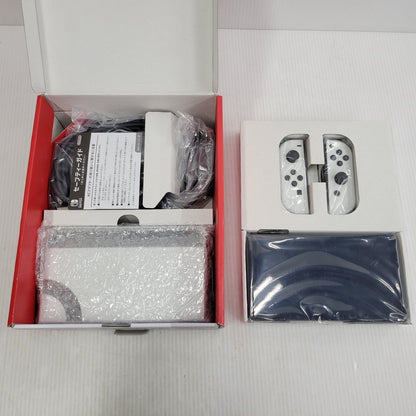 【中古美品】 【未使用】【ゲーム】Nintendo Switch (有機ELモデル) Joy-Con(L)/(R) ホワイト HEG-S-KAAAA(JPN) 任天堂 ニンテンドースイッチ 本体 034-260829-as-02-izu 万代Net店