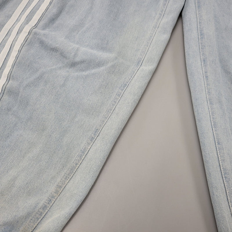 【中古品】【レディース】 adidas アディダス ADILENIUM DENIM CARGO PANTS IV9344 アディレニウム デニムカーゴパンツ 168-260829-as-14-izu サイズ：29 カラー：ライトインディゴ 万代Net店