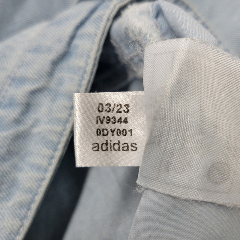 【中古品】【レディース】 adidas アディダス ADILENIUM DENIM CARGO PANTS IV9344 アディレニウム デニムカーゴパンツ 168-260829-as-14-izu サイズ：29 カラー：ライトインディゴ 万代Net店